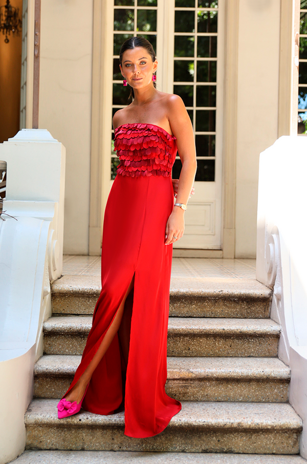 VESTIDO STRAPLESS PETALOS ROJO